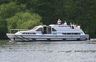 Motorboot-le-boat-20130516-1.jpg