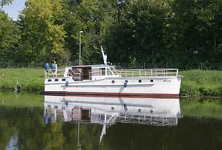 18. 8. 2012. Brandenburg. Havelkanal. Motoryacht. Motorboot