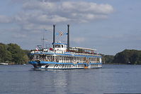 Dateiname=MS-Havel-Queen-20120930-101.jpg
Dateigröße=155KB
Abmessungen: 880x585
hinzugefügt am: 08. Januar 2016 MS-Havel-Queen-20120930-101.jpg