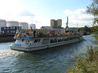 MS-Luna-20041009-24.jpg