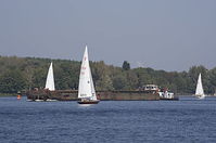 Dateiname=Binnenschiff-20110925-038.jpg
Dateigröße=133KB
Abmessungen: 880x584
hinzugefügt am: 08. Januar 2016 Binnenschiff-20110925-038.jpg