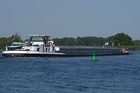 Dateiname=Binnenschiff-20120819-165.jpg
Dateigröße=149KB
Abmessungen: 880x584
hinzugefügt am: 08. Januar 2016 Binnenschiff-20120819-165.jpg