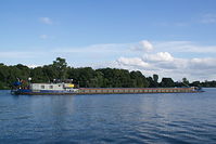 Dateiname=Binnenschiff-20120901-047.jpg
Dateigröße=168KB
Abmessungen: 880x590
hinzugefügt am: 08. Januar 2016 Binnenschiff-20120901-047.jpg