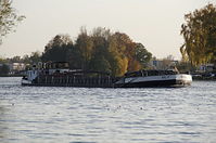 Dateiname=Binnenschiff-20131022-100.jpg
Dateigröße=182KB
Abmessungen: 880x584
hinzugefügt am: 08. Januar 2016 Binnenschiff-20131022-100.jpg