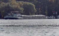 Dateiname=Binnenschiff-20131022-102.jpg
Dateigröße=184KB
Abmessungen: 880x546
hinzugefügt am: 08. Januar 2016 Binnenschiff-20131022-102.jpg