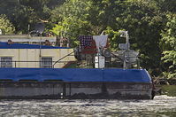 Dateiname=Binnenschiff-20120811-15.jpg
Dateigröße=239KB
Abmessungen: 880x584
hinzugefügt am: 08. Januar 2016 Binnenschiff-20120811-15.jpg
