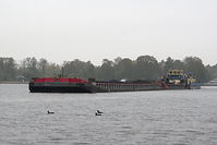 Dateiname=Binnenschiff-20141025-18.jpg
Dateigröße=124KB
Abmessungen: 880x586
hinzugefügt am: 08. Januar 2016 Binnenschiff-20141025-18.jpg
