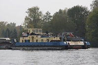 Dateiname=Binnenschiff-20141025-24.jpg
Dateigröße=185KB
Abmessungen: 880x587
hinzugefügt am: 08. Januar 2016 Binnenschiff-20141025-24.jpg