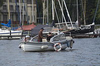 Dateiname=Motorboot-20110911-078.jpg
Dateigröße=227KB
Abmessungen: 880x584
hinzugefügt am: 08. Januar 2016 Motorboot-20110911-078.jpg