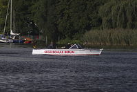 Dateiname=Motorboot-20130928-Tegelort-203.jpg
Dateigröße=199KB
Abmessungen: 880x586
hinzugefügt am: 08. Januar 2016 Motorboot-20130928-Tegelort-203.jpg