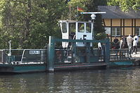 Berlin-Faehre-Pfaueninsel-20110506-99.jpg