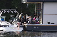 Dateiname=Hausboot-20140531-108.jpg
Dateigröße=192KB
Abmessungen: 880x584
hinzugefügt am: 08. Januar 2016 Hausboot-20140531-108.jpg
