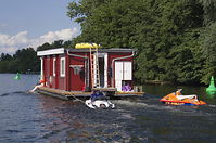 Dateiname=Hausboot-20140706-160.jpg
Dateigröße=264KB
Abmessungen: 880x583
hinzugefügt am: 08. Januar 2016 Hausboot-20140706-160.jpg