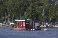 Dateiname=Hausboot-20140706-163.jpg
Dateigröße=246KB
Abmessungen: 880x584
hinzugefügt am: 08. Januar 2016 Hausboot-20140706-163.jpg