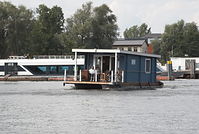 Dateiname=Hausboot-Bunbo-20110625-68.jpg
Dateigröße=227KB
Abmessungen: 880x591
hinzugefügt am: 08. Januar 2016 Hausboot-Bunbo-20110625-68.jpg