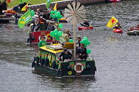 Dateiname=Hausboot-Wasserkutsche-20140510-133.jpg
Dateigröße=267KB
Abmessungen: 880x584
hinzugefügt am: 08. Januar 2016 Hausboot-Wasserkutsche-20140510-133.jpg