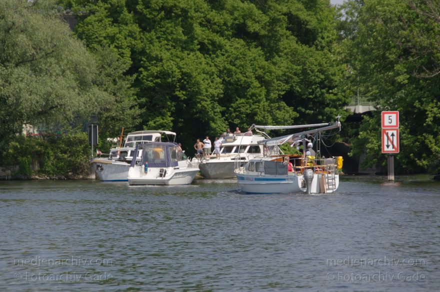 Schlüsselwörter: 2012,Berlin,Boote,Motorboot,Motorboote,Sportboot,Sportboote,,Wannsee,Zehlendorf