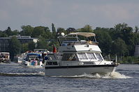 Motoryacht-Hollaender-20110813-027.jpg