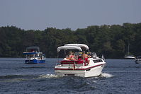 Dateiname=Motorboot-20140906-14.jpg
Dateigröße=155KB
Abmessungen: 880x586
hinzugefügt am: 08. Januar 2016 Motorboot-20140906-14.jpg