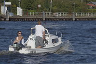 Dateiname=Motorboot-Kajuetboot-20111002-696.jpg
Dateigröße=196KB
Abmessungen: 880x584
hinzugefügt am: 08. Januar 2016 Motorboot-Kajuetboot-20111002-696.jpg