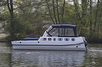 Motorboot-Katamaran-20140412-102.jpg