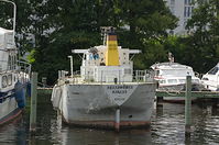 Motorboot-Tankermodell-20120228-136.jpg