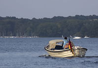 Dateiname=Motorboot-Sloep-20140905-32.jpg
Dateigröße=135KB
Abmessungen: 880x604
hinzugefügt am: 08. Januar 2016 Motorboot-Sloep-20140905-32.jpg