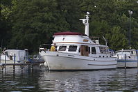 Dateiname=Motorboot-Trawler-S_marken-20140706-104.jpg
Dateigröße=229KB
Abmessungen: 880x584
hinzugefügt am: 08. Januar 2016 Motorboot-Trawler-S_marken-20140706-104.jpg