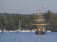 Dateiname=Royal-Louise-20111001-341.jpg
Dateigröße=195KB
Abmessungen: 880x649
hinzugefügt am: 08. Januar 2016 Royal-Louise-20111001-341.jpg