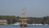 Dateiname=Royal-Louise-20111001-342.jpg
Dateigröße=121KB
Abmessungen: 880x500
hinzugefügt am: 08. Januar 2016 Royal-Louise-20111001-342.jpg