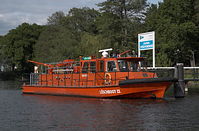 Feuerwehr-Loeschboot-20110508-191.jpg