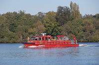 Feuerwehr-Loeschboot-20111015-126.jpg