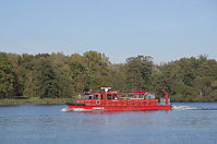 Feuerwehr-Loeschboot-20111015-127.jpg
