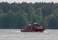 Feuerwehr-Loeschboot-20130516-100.jpg