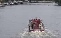 Feuerwehr-Loeschboot-III-20130630-111.jpg