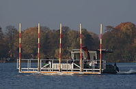 Schiff-mit-Vermessungsstangen-20151027-009.jpg