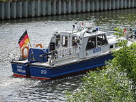 Dateiname=Wasserschutzpolizei-20110619-36.jpg
Dateigröße=334KB
Abmessungen: 880x661
hinzugefügt am: 08. Januar 2016 Wasserschutzpolizei-20110619-36.jpg