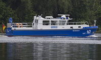 Dateiname=Wasserschutzpolizei-20130820-159.jpg
Dateigröße=191KB
Abmessungen: 880x520
hinzugefügt am: 08. Januar 2016 Wasserschutzpolizei-20130820-159.jpg