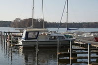 Dateiname=Berlin-Tegeler-See-Segelklub-Nixe-20110327-13.jpg
Dateigröße=185KB
Abmessungen: 880x584
hinzugefügt am: 08. Januar 2016 Berlin-Tegeler-See-Segelklub-Nixe-20110327-13.jpg