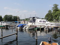 Berlin-Tegeler-See-Bootshaus-Saatwinkel-20110521-309.jpg