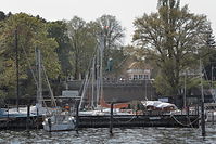Dateiname=Berlin-Wannsee-Marina-20110422-33.jpg
Dateigröße=307KB
Abmessungen: 880x586
hinzugefügt am: 08. Januar 2016 Berlin-Wannsee-Marina-20110422-33.jpg