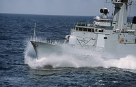 Kriegsschiff-Marine-Bundeswehr-1983-022.jpg
