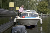 Dateiname=Schleuse-20110831-125.jpg
Dateigröße=184KB
Abmessungen: 880x583
hinzugefügt am: 08. Januar 2016 Schleuse-20110831-125.jpg