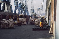 Dateiname=Schiffe-Hamburger-Hafen-1984-018.jpg
Dateigröße=205KB
Abmessungen: 880x578
hinzugefügt am: 08. Januar 2016 Schiffe-Hamburger-Hafen-1984-018.jpg