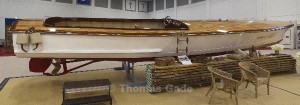 Lang, alt, klassisch - Motoryacht