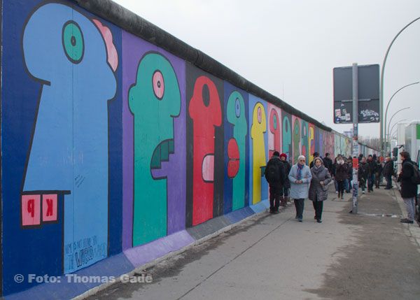 Thierry Noir. East-Side-Gallery