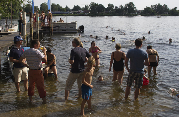 Abkühlen im Wasser