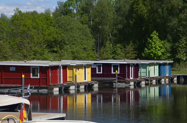 BunBo Hausboote im Neuen Hafen