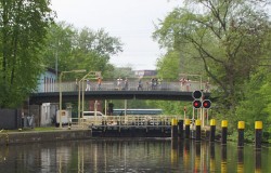 Berlin. Tiergartenschleuse gerammt